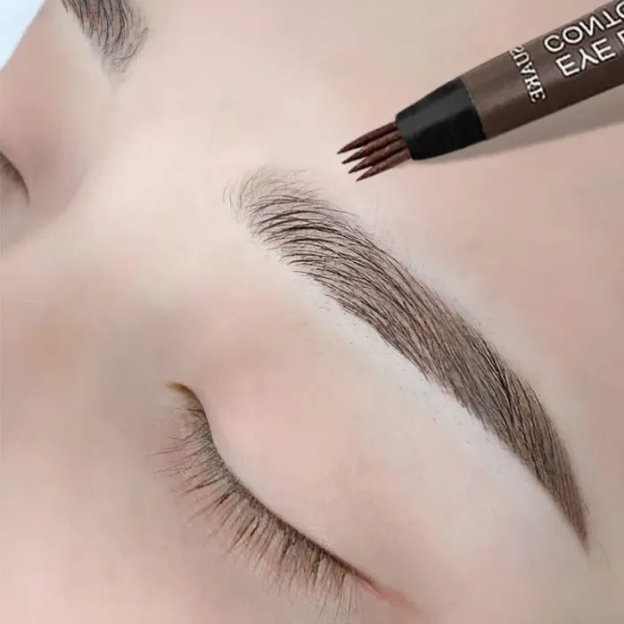 Model mit natürlich definierten, wischfesten Augenbrauen. Langanhaltendes Brauenfinish dank Augenbrauenstift.