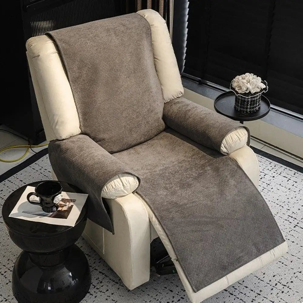Stilvoller Wolkenfleece Sofabezug. Schützt vor Flecken, mit Anti-Rutsch-Unterseite für Sessel & Sofas.
