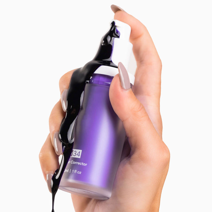 Effektives Zahnweiß-Gel mit Violett-Farbkorrektur, ideal zur kosmetischen Zahnaufhellung und Mundhygiene.